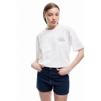 Tricou lejer cu text