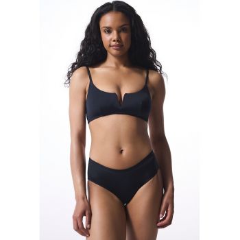 Costum de baie uni cu sutien ajustabil