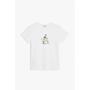 Tricou cu decolteu la baza gatului si imprimeu