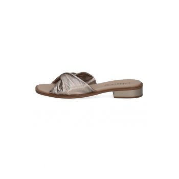 Papuci de piele