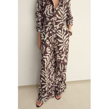 Pantaloni cu croiala ampla si imprimeu - Maro fango - Crem -