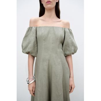 Rochie midi de in cu decolteu pe umeri