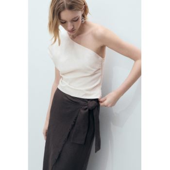 Top crop din amestec de in cu decolteu pe un umar