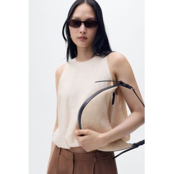 Top cu model uni - fara maneci - Bej -