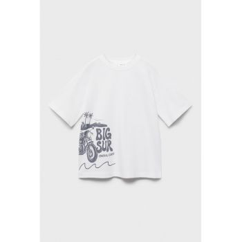 Tricou lejer cu model grafic