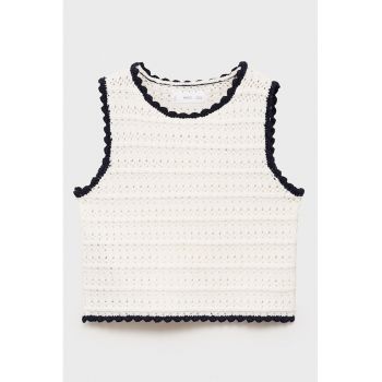 Tricou tricotat cu decolteu la baza gatului