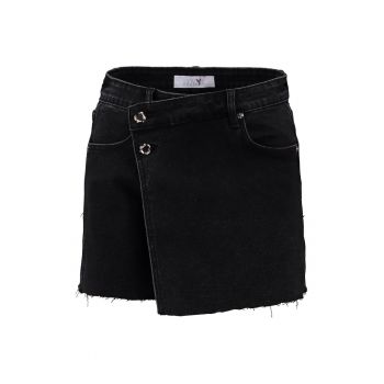 Fusta-pantalon cu terminatie deteriorata