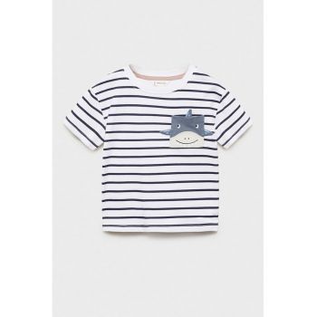Tricou cu buzunar pe piept si model in dungi