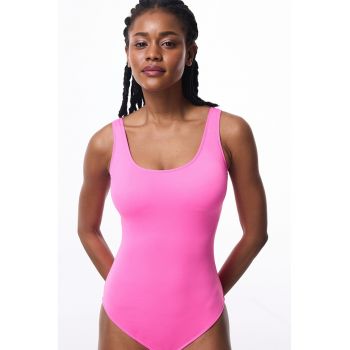 Costum de baie intreg cu decolteu rotund