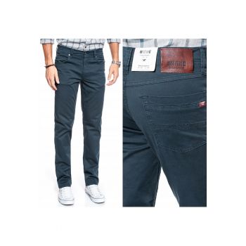 Pantaloni Barbati -  Washington - Croi: Drept / Regulamentar - Taietura: Straight Fit - Inaltimea Taliei: Medie / Regulamentara - Inchidere: Fermoar - W32 EU - W32 X L34 - Albastru