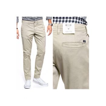 Pantaloni Chinos -  Classic Chino - Croi: Slim Fit - Stil: Chinos - Inaltimea Taliei: Medie - Pantaloni: Conici - W32 EU - W32 X L34 - Bej