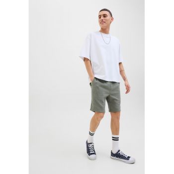 Pantaloni scurti cu snur si model texturat