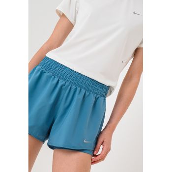 Pantaloni scurti pentru fitness cu tehnologie Dri Fit One
