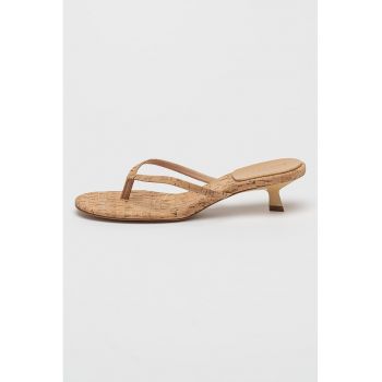 Papuci flip-flop cu toc kitten Carolyn