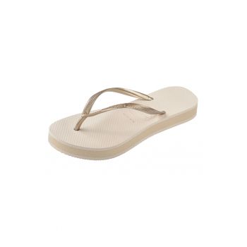 Papuci flip-flop din cauciuc