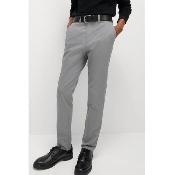 Pantaloni chino slim fit