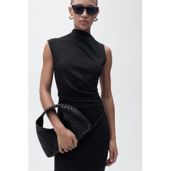 Rochie cu model drapat