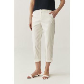 Pantaloni crop cu croiala conica