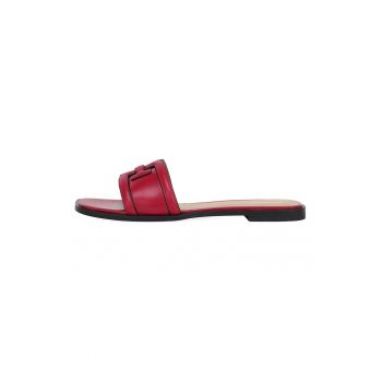 Papuci de piele