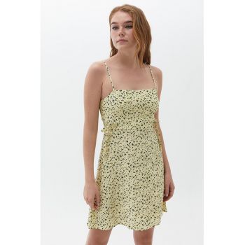 Rochie mini cu model floral si bretele inguste
