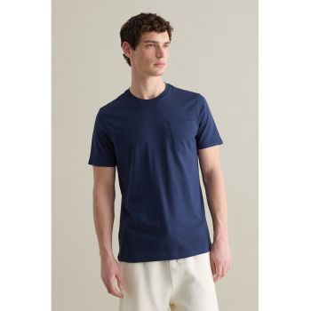 Tricou cu buzunar pe piept