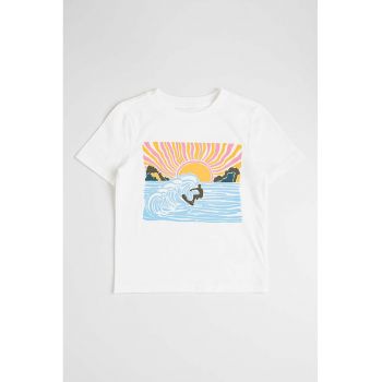 Tricou cu imprimeu si decolteu la baza gatului