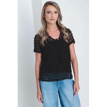 Bluza cu decolteu in V si maneci scurte
