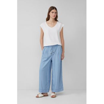 Pantaloni din material chambray cu croiala ampla