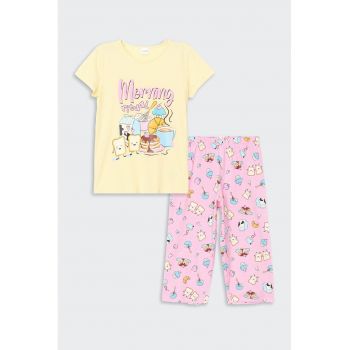 Pijama cu maneci scurte si imprimeu grafic