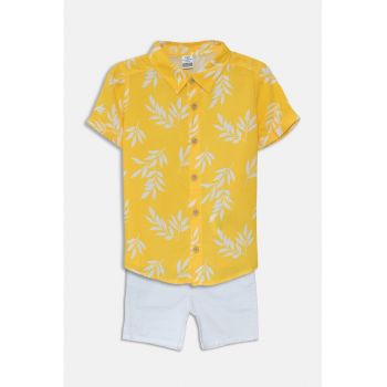 Set de camasa si pantaloni scurti cu model - 2 piese