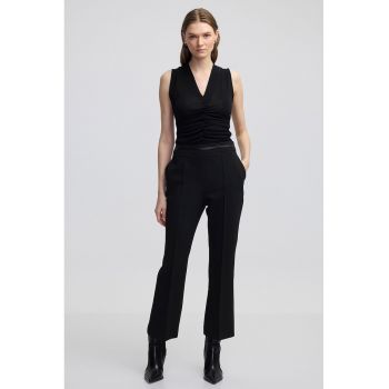 Pantaloni capri regular fit