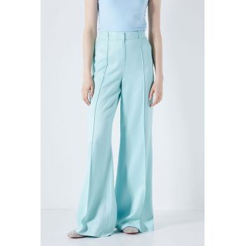 Pantaloni din amestec de lyocell cu pensa