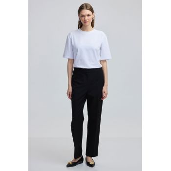 Pantaloni regular fit cu talie medie