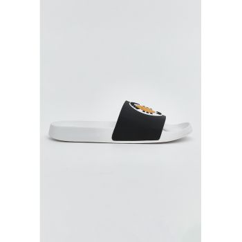 Papuci cu model grafic