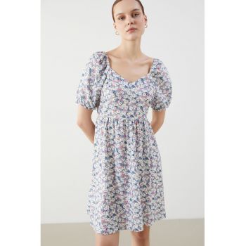 Rochie evazata cu model floral ieftina