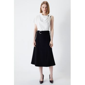 Rochie midi evazata cu catarama