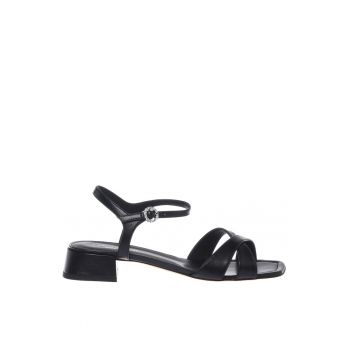 Sandale de piele cu barete incrucisate