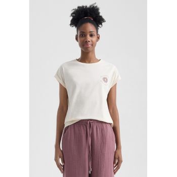 Tricou lejer cu model grafic discret