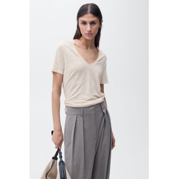 Tricou lejer de in cu decolteu in V