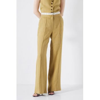 Pantaloni de in cu croiala ampla si banda cu monograma in talie