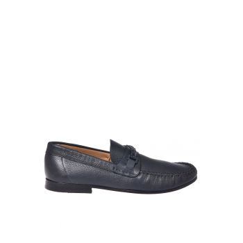 Pantofi loafer din piele cu varf rotund si model uni