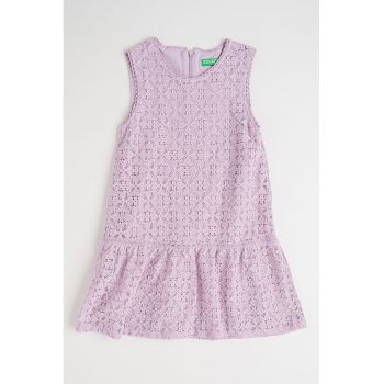 Rochie din dantela cu terminatie cu volane