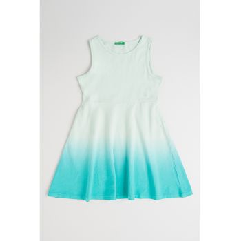 Rochie evazata cu aspect in degrade