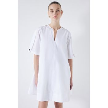 Rochie scurta cu croiala dreapta si decolteu in V