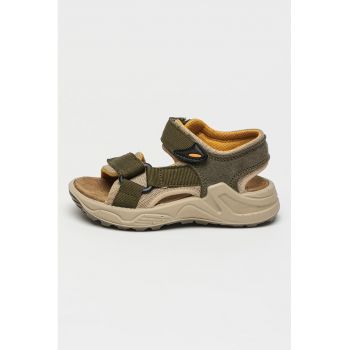 Sandale din piele intoarsa cu talpa plata si velcro