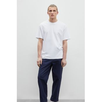 Tricou din bumbac cu decolteu la baza gatului