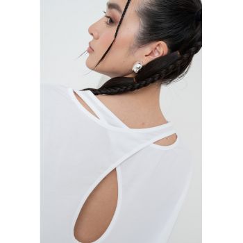 Tricou supradimensionat cu decupaje pe partea din spate