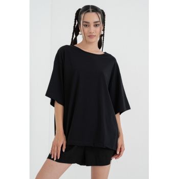 Tricou supradimensionat cu decupaje pe partea din spate