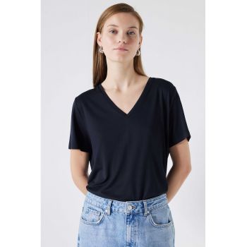 Blugi mom-fit cu talie inalta
