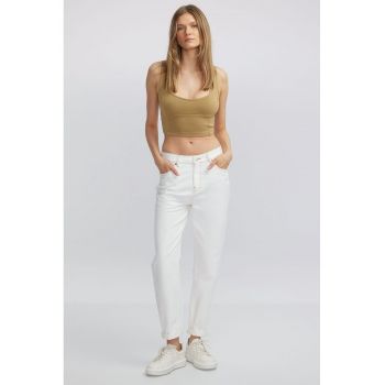Blugi mom fit